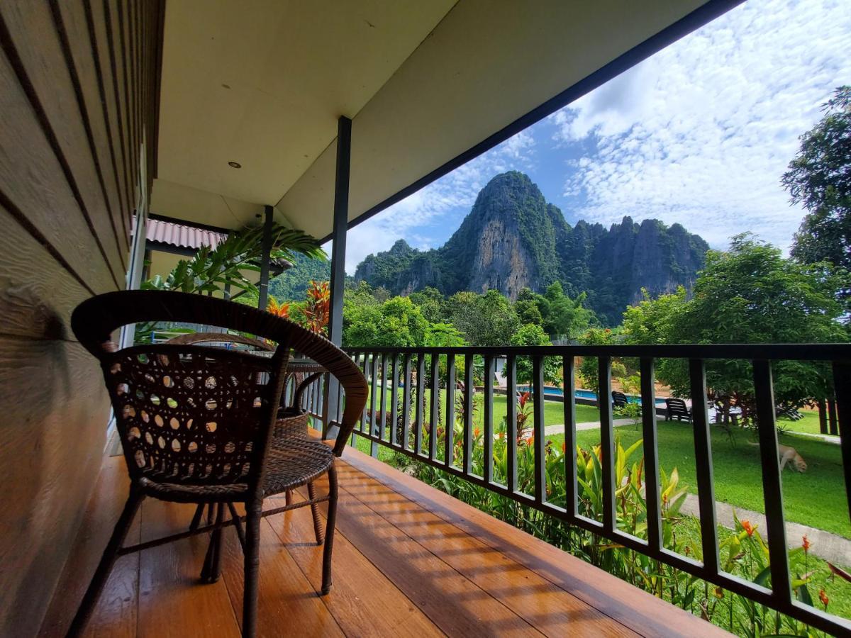 Bearlinbungalow Vang Vieng Esterno foto