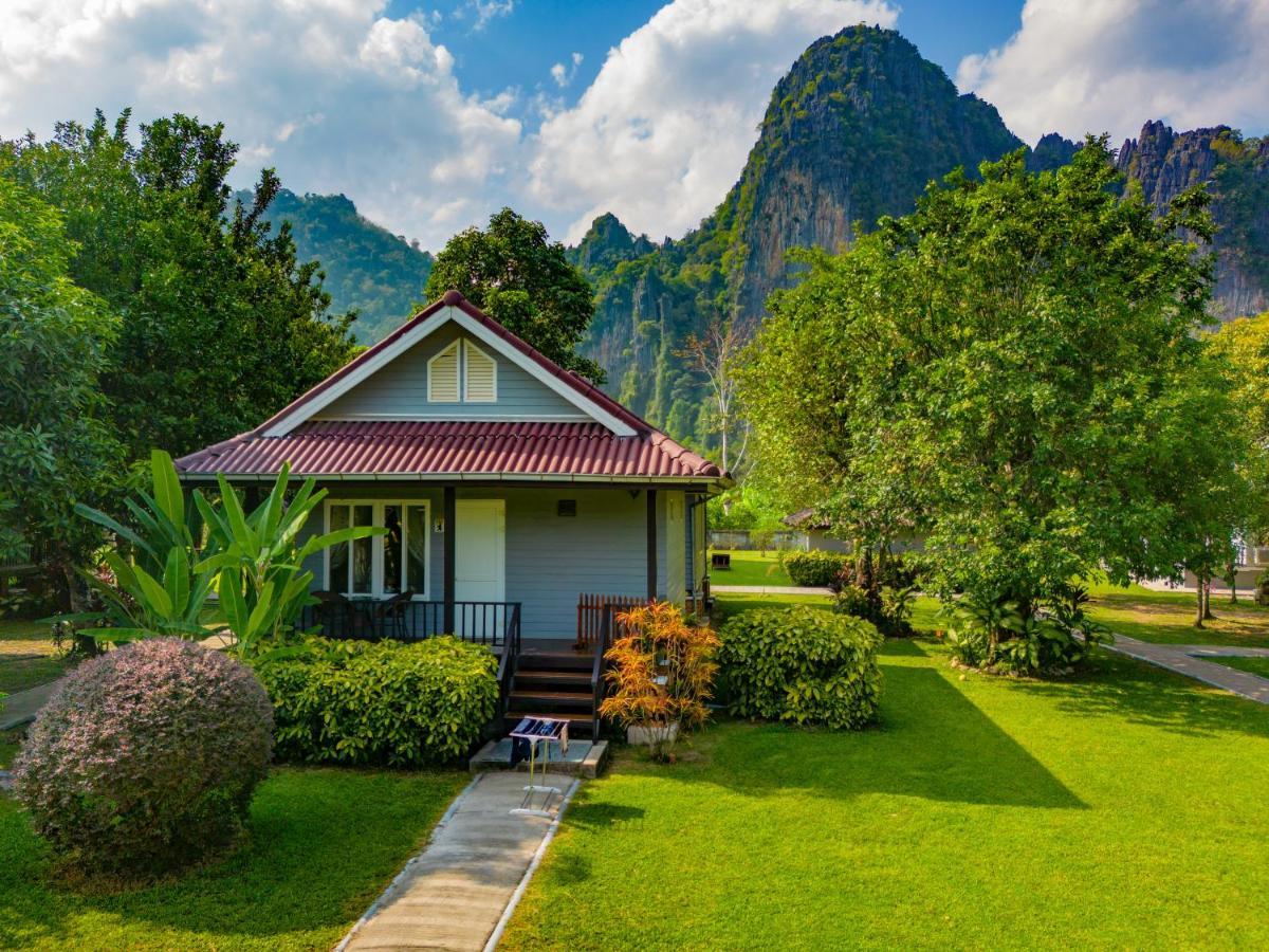 Bearlinbungalow Vang Vieng Esterno foto
