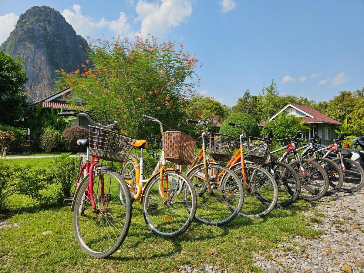 Bearlinbungalow Vang Vieng Esterno foto